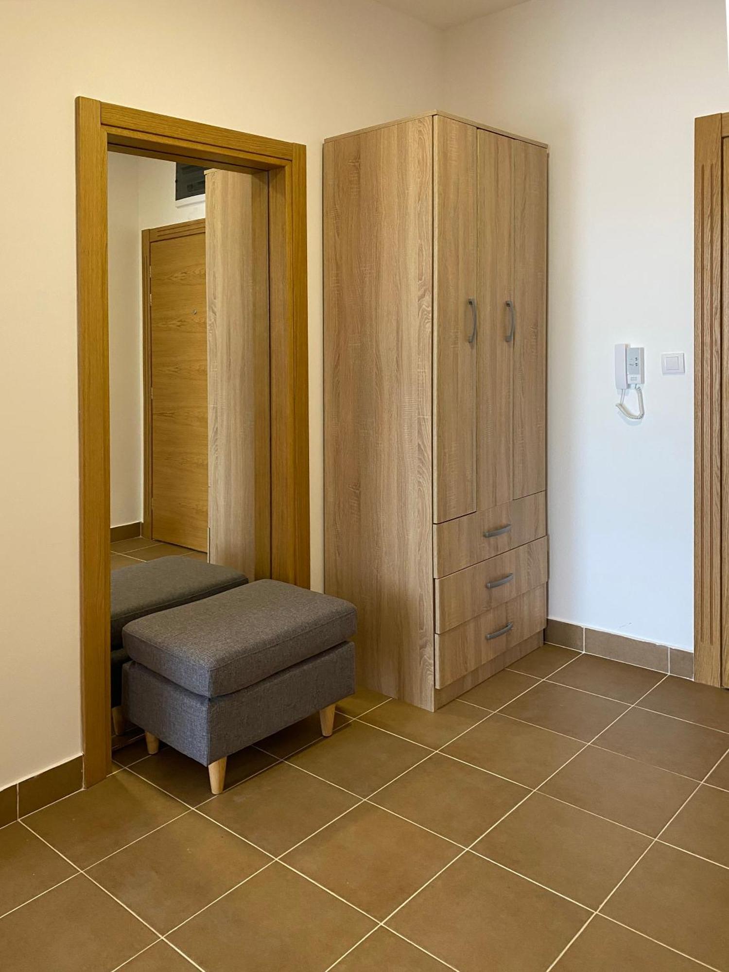 Apartment Sova Тиват Экстерьер фото